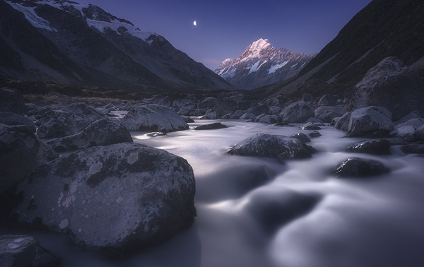 moon river mt cook at night